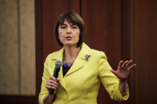 Dân biểu Cathy McMorris Rodgers (Cộng Hòa-Washington) đã bảo trợ cho một trong bốn dự luật kêu gọi chấm dứt các biện pháp khẩn cấp COVID-19 đã được Ủy ban Quy tắc Hạ viện thông qua, ở Hoa Thịnh Đốn, hôm 30/01/2023. (Ảnh: Samuel Corum/Getty Images)