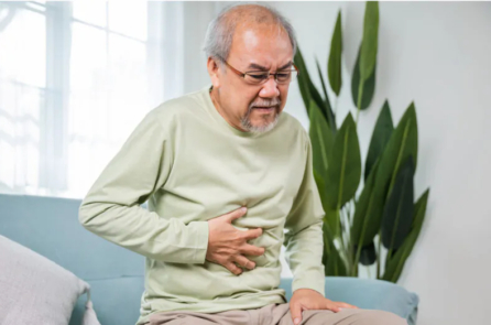 Phân đen có thể là dấu hiệu nguy hiểm đe dọa tính mạng