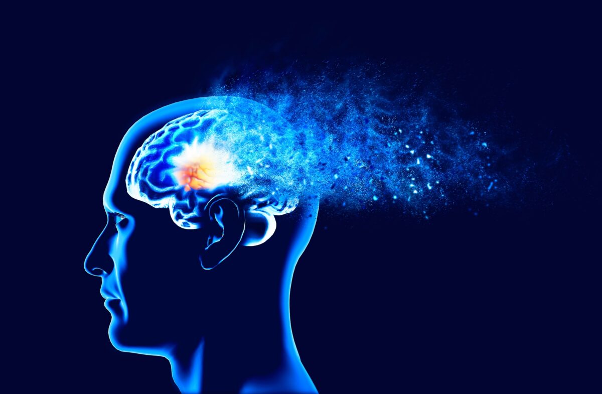 Các nhà nghiên cứu đã tạo ra một bước đột phá mới trong việc khám phá các tác hại của COVID-19 đối với bộ não. (Ảnh: Naeblys/Shutterstock)