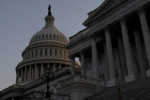 Thượng viện Hoa Kỳ thông qua dự luật về mức trần nợ, chấm dứt nguy cơ vỡ nợ