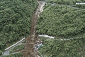 Trung Quốc: Lở đất ở Tứ Xuyên khiến ít nhất 19 người thiệt mạng