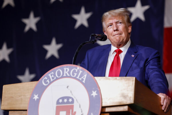 Cựu Tổng thống Donald Trump diễn thuyết trong đại hội Đảng Cộng Hòa tiểu bang Georgia tại Trung tâm Hội nghị và Thương mại Columbus ở Columbus, Georgia, hôm 10/06/2023. (Ảnh: Anna Moneymaker/Getty Images)