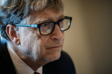 Ông Bill Gates, người sáng lập Microsoft, đồng chủ tịch của Quỹ Bill & Melinda Gates, tham gia một cuộc gọi hội nghị ở Lyon, Pháp, vào ngày 09/10/2019. (Ảnh: Jeff Pachoud/AFP qua Getty Images)