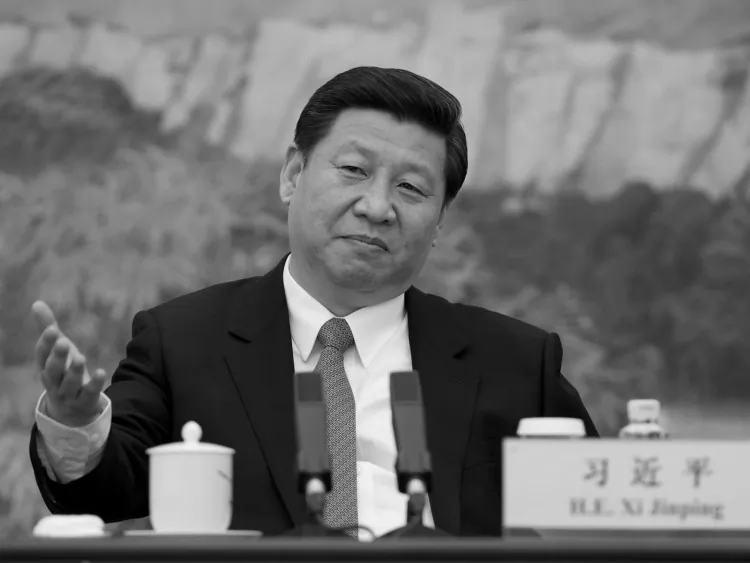 Tại một cuộc họp gần đây của Ủy ban Kiểm tra Kỷ luật Trung ương, lãnh đạo Đảng Cộng sản Trung Quốc Tập Cận Bình nhấn mạnh rằng các nỗ lực chống tham nhũng cần nhắm vào cả “ruồi” lẫn “hổ”, ám chỉ các quan chức cấp thấp và cấp cao. (Ảnh: Ed Jones/Pool/Getty Images)