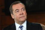 Chủ tịch Hội đồng An ninh Nga Dmitry Medvedev nói trong một cuộc phỏng vấn tại dinh thự Gorki, ngoại ô Moscow, vào ngày 27/01/2022. (Ảnh: Yulia Zyryanova/Sputnik/AFP qua Getty Images)