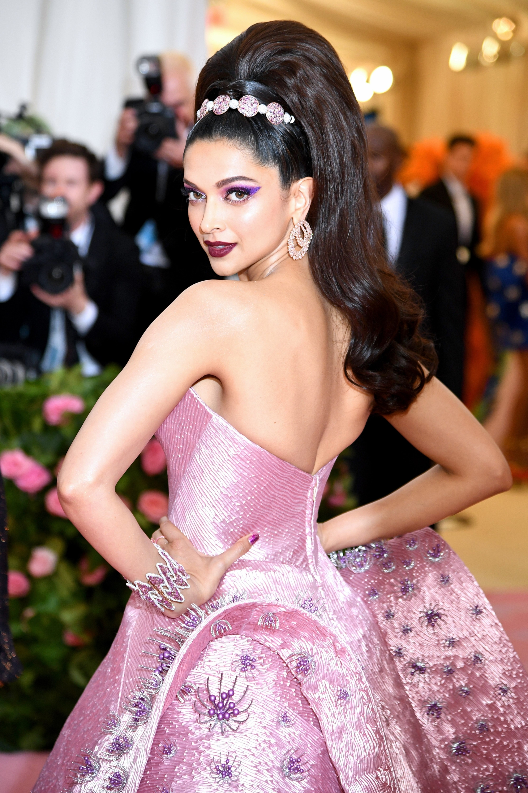 Ông Gabriel đã tạo kiểu tóc cho nữ diễn viên Bollywood Deepika Padukone cho Met Gala 2019. (Ảnh: Dimitrios Kambouris/Getty Images cho The Met Museum/Vogue)