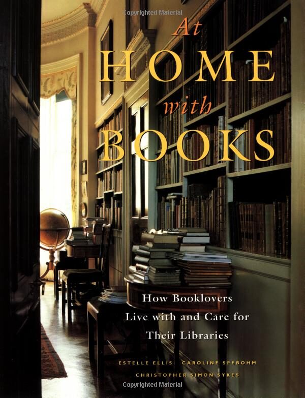 Bìa sách “At Home With Books” (Ở Nhà Cùng Sách) (Không còn được xuất bản) (Ảnh: Potter Style)