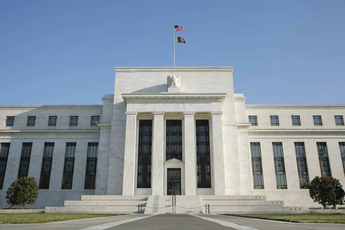 Các ngân hàng Hoa Kỳ vượt qua bài kiểm tra sức chịu rủi ro của Fed với triển vọng khác nhau về tỷ lệ trả cổ tức cao hơn
