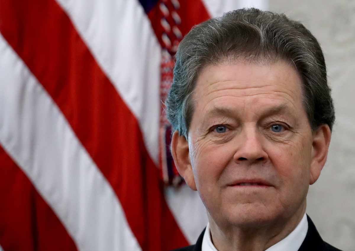 Nhà kinh tế Arthur Laffer tham dự lễ trao tặng Huân chương Tự do của Tổng thống mà Tổng thống Hoa Kỳ Donald Trump trao cho ông tại Hoa Thịnh Đốn hôm 19/06/2019. (Ảnh: Win McNamee/Getty Images)