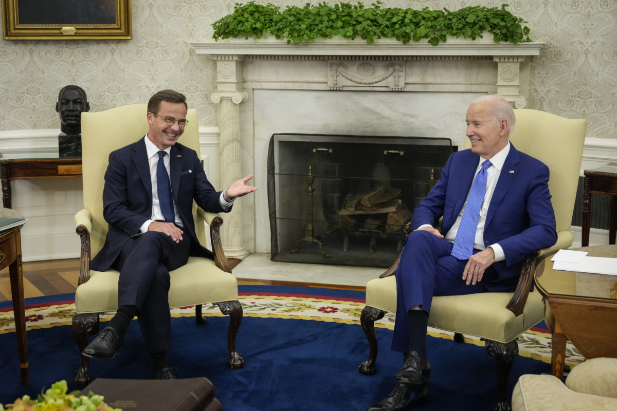 Tổng thống Joe Biden (Phải) gặp Thủ tướng Thụy Điển Ulf Kristersson tại Oval Office hôm 05/07/2023. (Ảnh: Drew Angerer/Getty Images)