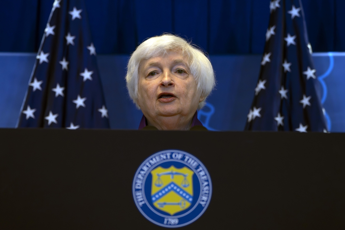 Bộ trưởng Ngân khố Janet Yellen trình bày trong cuộc họp báo tại Đại sứ quán Hoa Kỳ ở Bắc Kinh, hôm 09/07/2023. (Ảnh: Mark Schiefelbein/AP Photo)