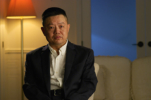Hôm 31/07/2023, ông Trịnh Trị (Zheng Zhi) đã đồng ý một cuộc phỏng vấn độc quyền với ấn bản Hoa ngữ của The Epoch Times và tiết lộ công khai về tội ác thu hoạch nội tạng sống của ĐCSTQ. (Ảnh chụp màn hình video)