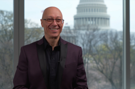 Độc giả: Bài viết ‘Vì sao có nhân loại’ mang thông điệp hy vọng