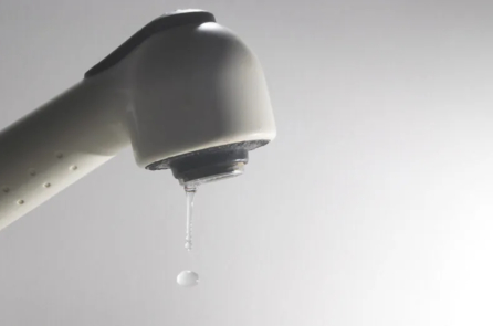 Fluoride trong nước máy có thể làm giảm chỉ số thông minh và làm rối loạn giấc ngủ