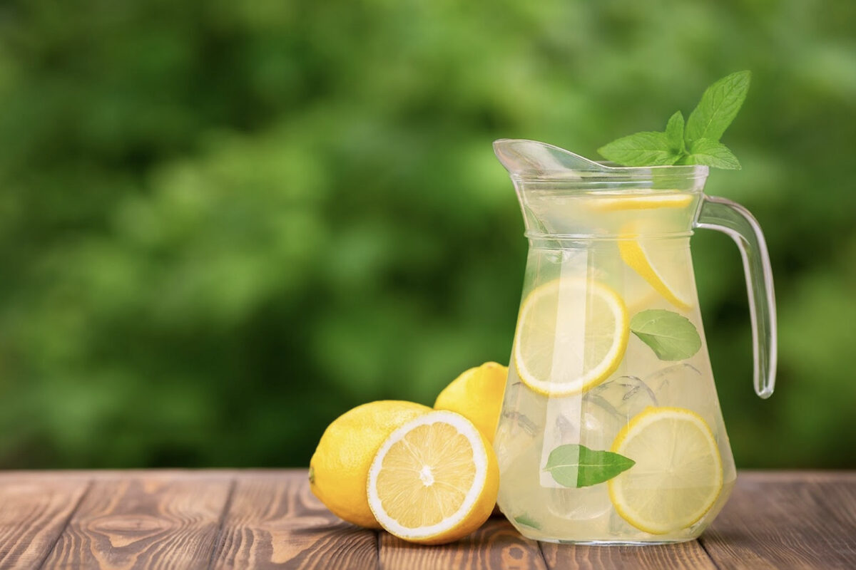 Nước chanh có công dụng giảm cân và chống ung thư không? Uống nước chanh như thế nào là tốt nhất?