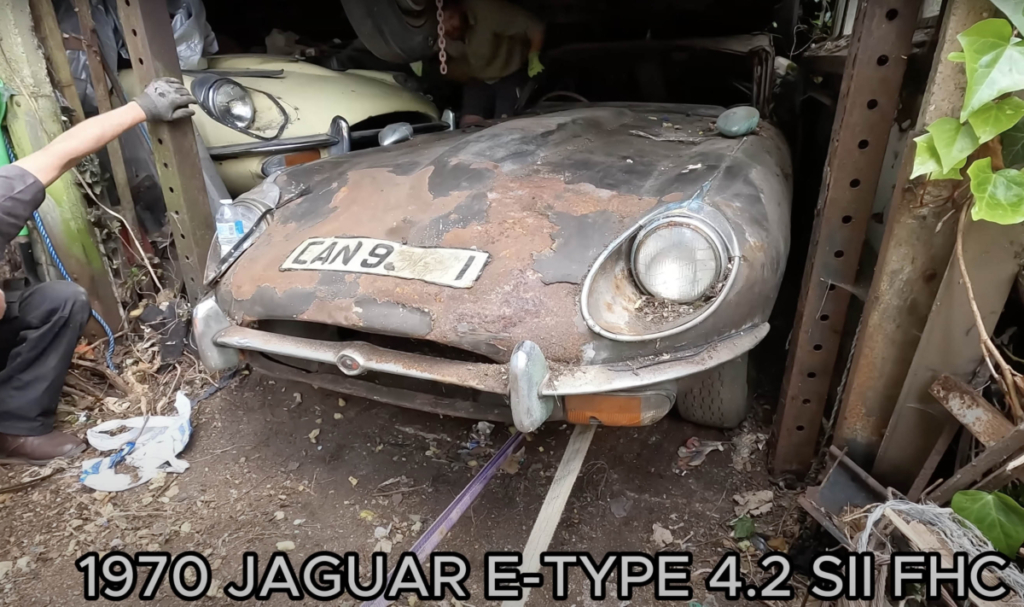 Một chiếc Jaguar E-Type đời 1970. (Ảnh: Anglia Car Auctions)