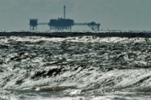 Một giàn khoan dầu và khí đốt ngoài khơi gần đảo Dauphin, Alabama, ở Vịnh Mexico. (Ảnh: Steve Nesius/Reuters)