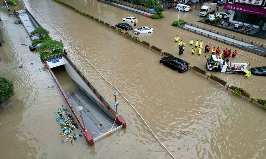 Ngập lụt ở Phúc Châu sau khi cơn bão Doksuri đổ bộ kèm theo mưa lớn, ở tỉnh Phúc Kiến, Trung Quốc, hôm 29/07/2023. (Ảnh: cnsphoto qua Reuters)