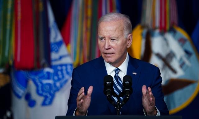 Chính phủ TT Biden tạm dừng cho thuê vùng biển rộng hàng triệu mẫu để khoan dầu khí