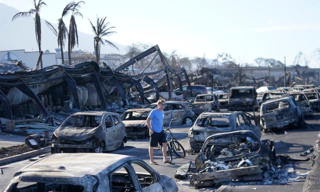 Cháy rừng ở Hawaii: Số người tử vong tăng lên 80, một đám cháy mới khiến người dân phải di tản