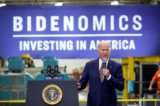 Tổng thống Joe Biden diễn thuyết trước các khách mời tại công ty Ingeteam, một nhà sản xuất thiết bị điện, ở Milwaukee, Wisconsin, hôm 15/08/2023. (Ảnh: Scott Olson/Getty Images)
