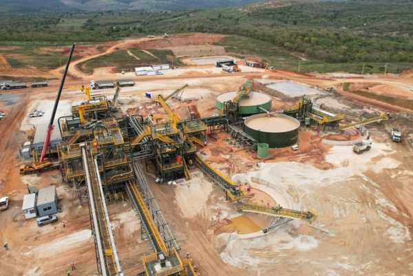 Khung cảnh nhìn từ trên cao của nhà máy Sigma Lithium trong dự án lithium Grota do Cirilo, nằm gần Aracuai, tiểu bang Minas Gerais, Brazil, hôm 25/05/2023. (Ảnh: Douglas Magno/AFP qua Getty Images)