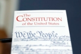 Một bản sao của Hiến Pháp Hoa Kỳ tại Hoa Thịnh Đốn vào ngày 17/12/2019. (Ảnh: Andrew Harnik/Tư liệu/Getty Images)