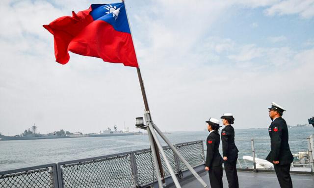 Hoa Kỳ phê chuẩn gói viện trợ quân sự đầu tiên cho Đài Loan theo chương trình thường chỉ dành cho các quốc gia có chủ quyền