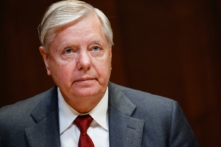 Thượng nghị sĩ Lindsey Graham (Cộng Hòa-South Carolina) tại Hoa Thịnh Đốn hôm 02/05/2022. (Ảnh: Ting Shen/Pool/Getty Images)