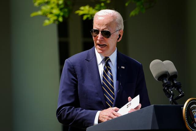 Tổng thống Joe Biden trong một cuộc họp báo tại Tòa Bạch Ốc ở Hoa Thịnh Đốn, hôm 26/04/2023. (Ảnh: Madalina Vasiliu/The Epoch Times)