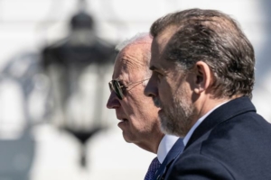 Ông Devon Archer nói tuyên bố của ông Joe Biden về việc không tham gia vào công việc kinh doanh của con trai là ‘hoàn toàn sai sự thật.’