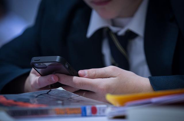 Chính phủ Anh sẽ phạt các đại công ty công nghệ nếu cho trẻ em dùng mạng xã hội