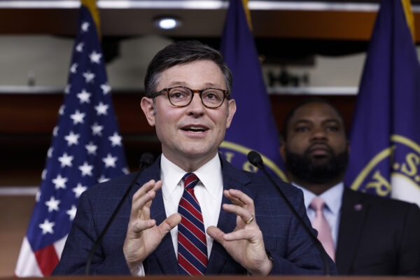 Dân biểu Mike Johnson (Cộng Hòa-Louisiana) tại Hoa Thịnh Đốn hôm 14/06/2022. (Ảnh: Anna Moneymaker/Getty Images)