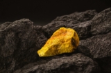 Quặng Uranium (Ảnh: Shutterstock)