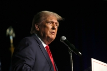 Cựu Tổng thống Donald Trump có bài diễn thuyết tại một cuộc vận động tranh cử ở West Palm Beach, Florida, hôm 11/10/2023. (Ảnh: Alon Skuy/Getty Images)