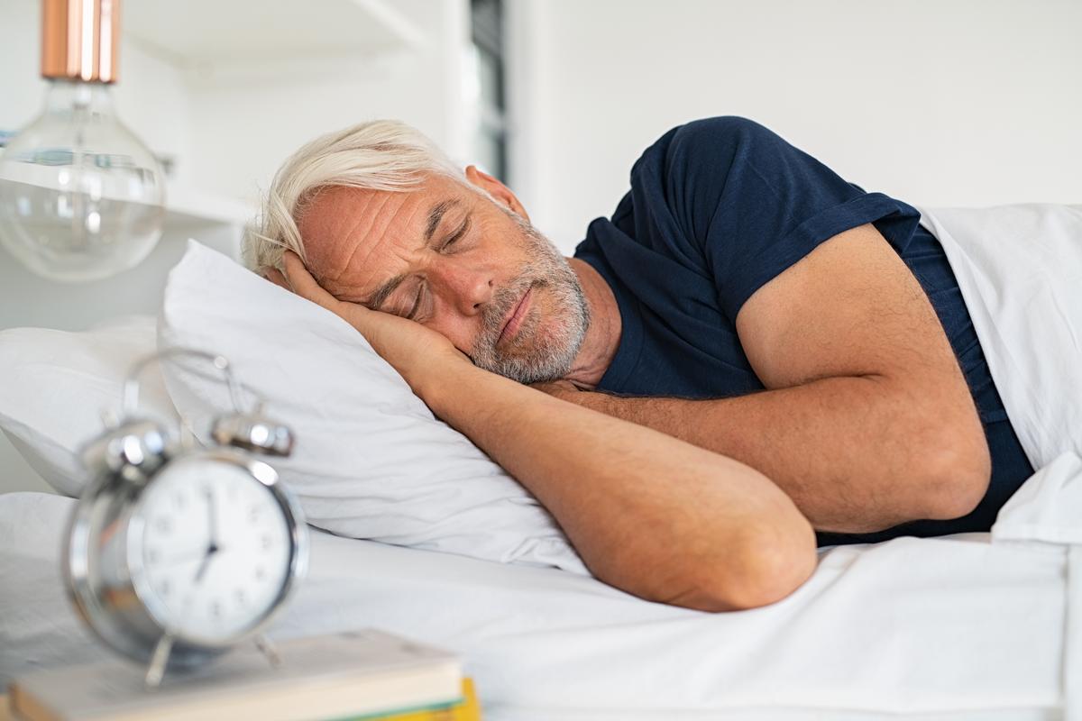 Nghiên cứu: Ngủ không sâu giấc có thể làm tăng 27% nguy cơ sa sút trí tuệ