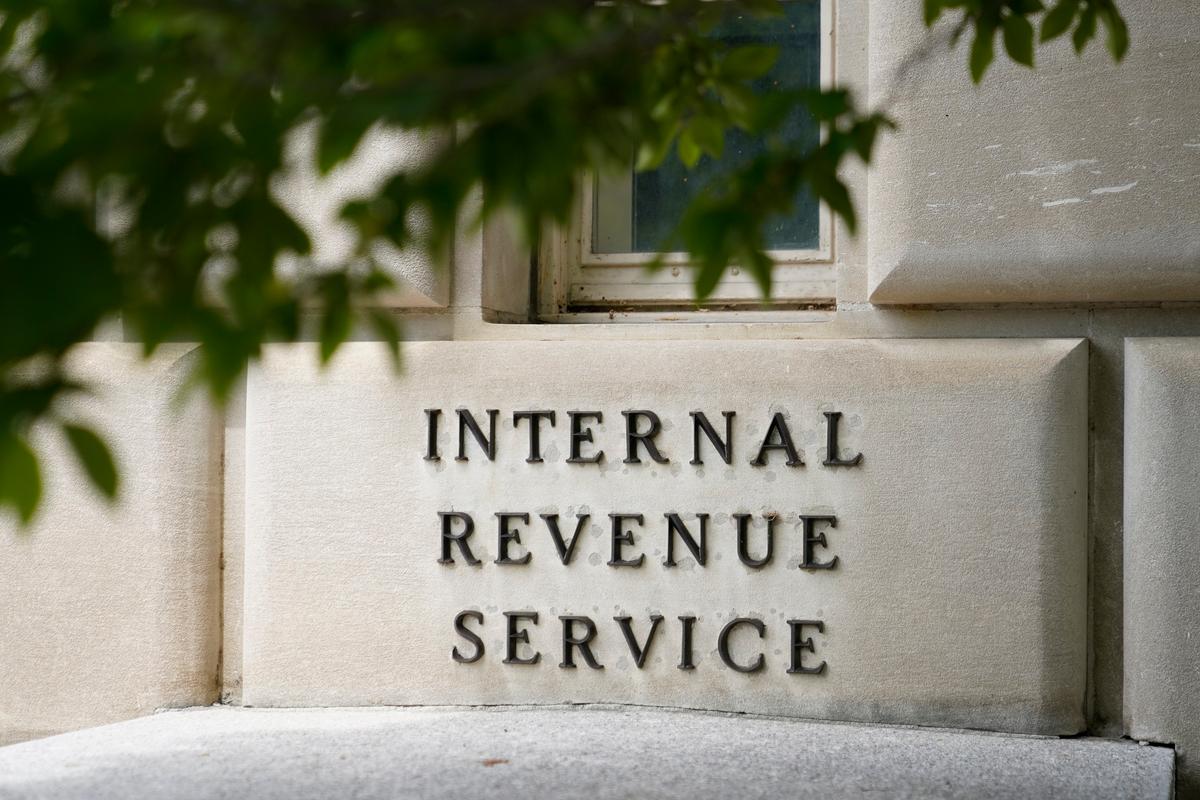 ‘Ác mộng năm mới’: IRS nhắm đến người Mỹ làm việc tự do, gửi 30 triệu biểu mẫu thuế mới