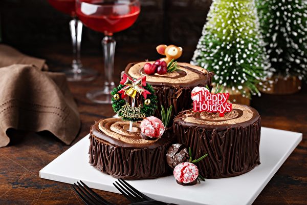 Bánh socola khúc cây đến từ Pháp. (Ảnh: Shutterstock)