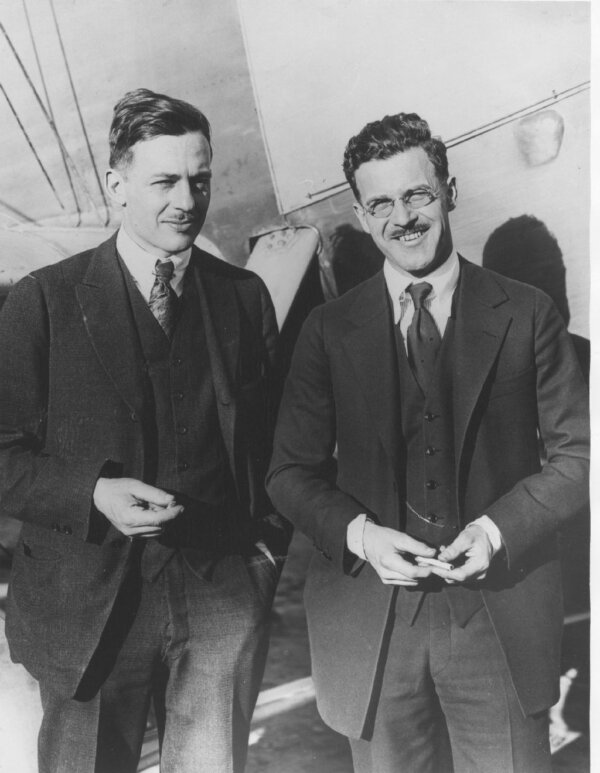 Ông Donald W. Douglas (trái) và ông David R. Davis là những người sáng lập Công ty Phi cơ Davis-Douglas, những người đầu tiên tạo ra chiếc phi cơ Cloudster. Kho lưu trữ Bảo tàng Hàng Không và Không Gian San Diego. (Ảnh: Tài liệu công cộng)