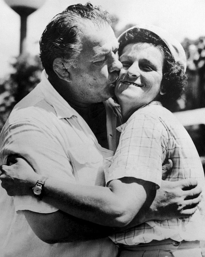 Ảnh báo chí của Đài truyền hình MGM về cô Babe và ông George Zaharias, khoảng năm 1955. (Ảnh: Tài liệu công cộng)