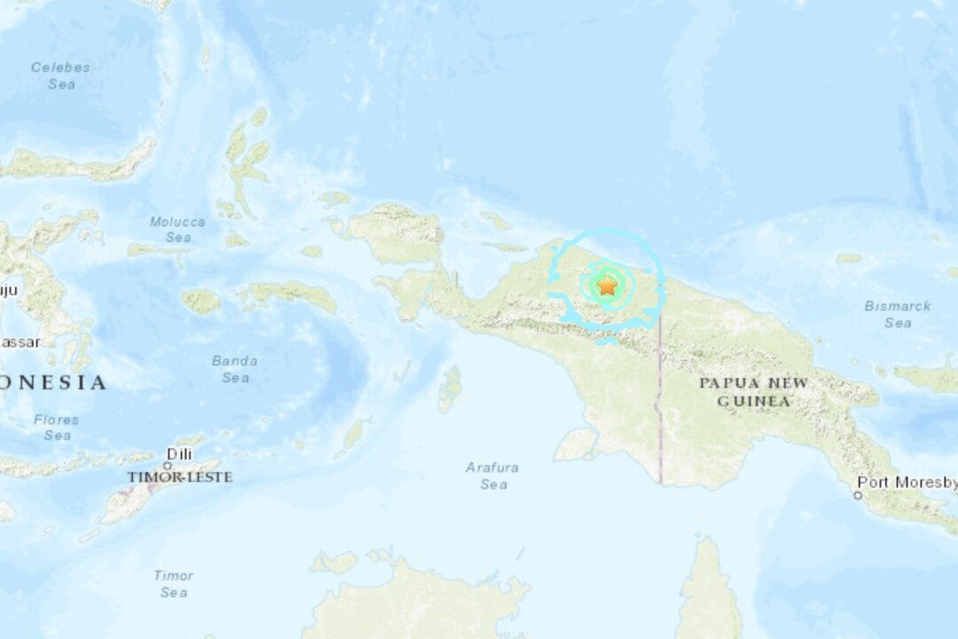 Bản đồ hiển thị vị trí của trận động đất xảy ra ở vùng cực đông Papua của Indonesia hôm 31/12/2023. (Ảnh: USGS)