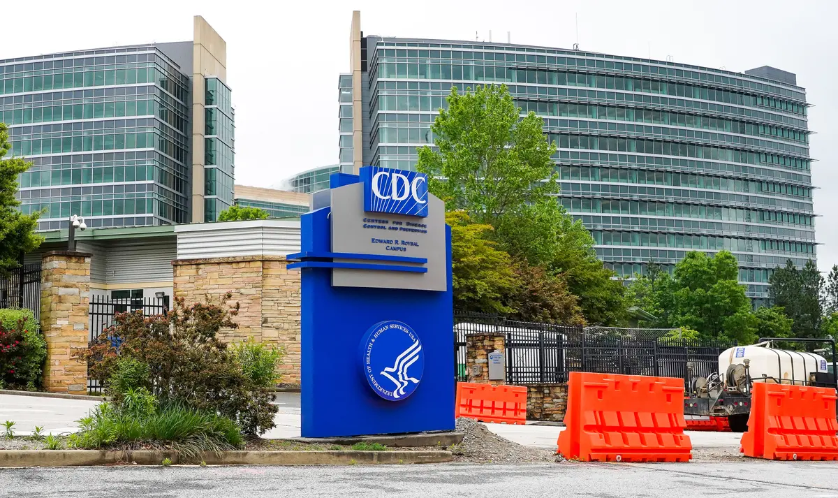 Trụ sở Trung tâm Kiểm soát và Phòng ngừa Dịch bệnh, tại Atlanta, vào ngày 23/04/2020. (Ảnh: Tami Chappell/AFP qua Getty Images)