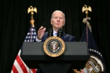 Tổng thống Joe Biden đưa ra nhận xét về việc thả con tin khỏi Gaza ở Nantucket, Massachusetts, hôm 26/11/2023. (Ảnh: Brendan Smialowski/AFP qua Getty Images)