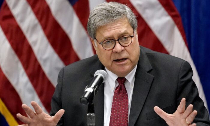 Ông Bill Barr: Bộ Tư pháp của chính phủ TT Biden đã đi quá xa khi truy tố các nghi phạm ngày 06/01