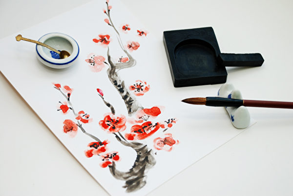 Người Trung Quốc cổ đại đã thêm nước hoa vào nhiều vật dụng hàng ngày như mực viết và văn phòng phẩm.（Ảnh: Shutterstock）