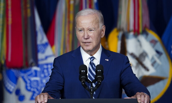 TT Biden ký dự luật tiếp tục tài trợ chính phủ cho đến tháng Ba