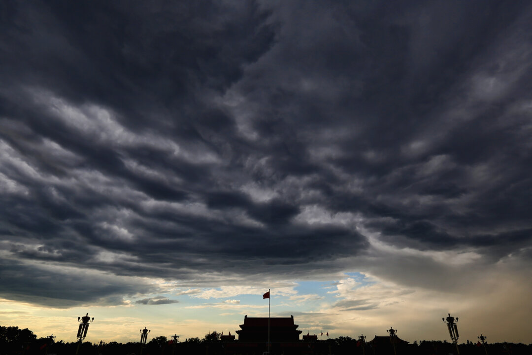 Toàn cảnh Quảng trường Thiên An Môn ở Bắc Kinh vào ngày 04/07/2013. (Ảnh: Feng Li/Getty Images)