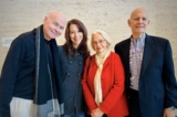 (Từ trái sang phải) Ông Fred và phu nhân Anna Schmude cùng bà Ingrid Hamilton và phu quân thưởng thức Nghệ thuật Biểu diễn Shen Yun tại Nhà hát Jones Hall for the Performing Arts ở thành phố Houston, tiểu bang Texas hôm 30/12/2023. (Ảnh: Sonia Wu/The Epoch Times)