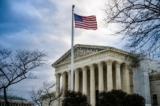 Tối cao Pháp viện Hoa Kỳ sẵn sàng xem xét lại các thách thức bầu cử liên quan đến Tu chính án thứ 14 được đưa ra ở các tiểu bang trên khắp đất nước. (Ảnh: Drew Angerer/Getty Images)