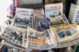 Tờ báo The Epoch Times tại một quầy báo ở Hồng Kông, hôm 19/12/2023. (Ảnh: Adrian Yu/The Epoch Times)